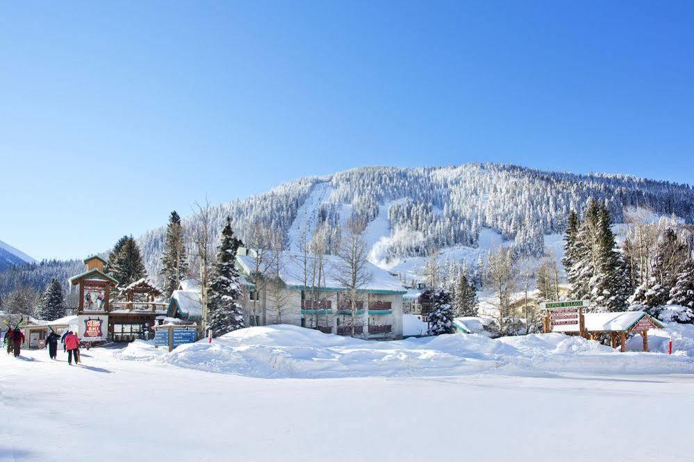 Alpine Village Suites Taos Ski Valley Exterior photo