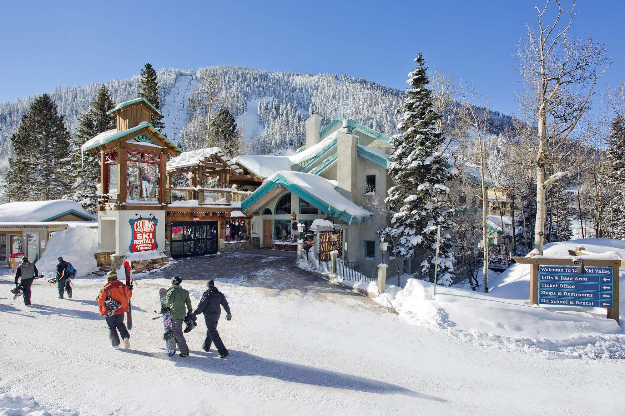 Alpine Village Suites Taos Ski Valley Exterior photo