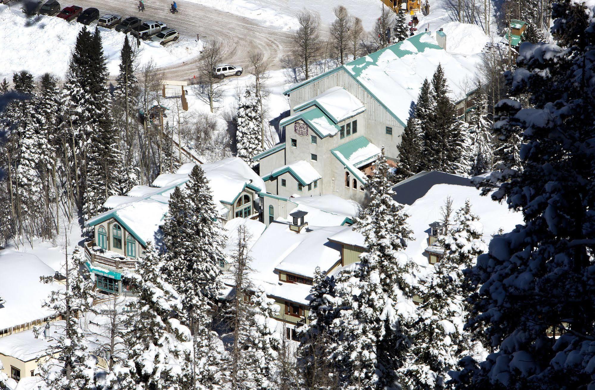 Alpine Village Suites Taos Ski Valley Exterior photo